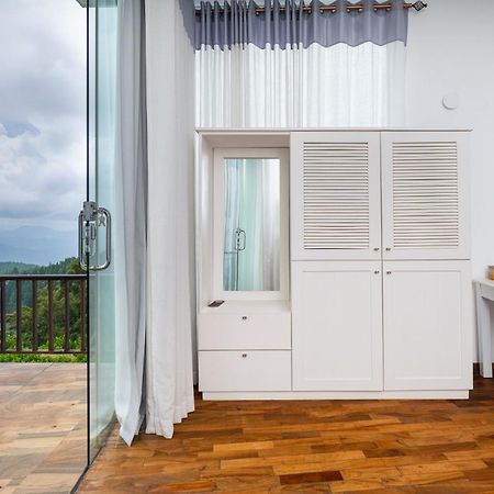Villa Vajrapani Kandy Bagian luar foto