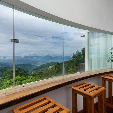 Villa Vajrapani Kandy Bagian luar foto