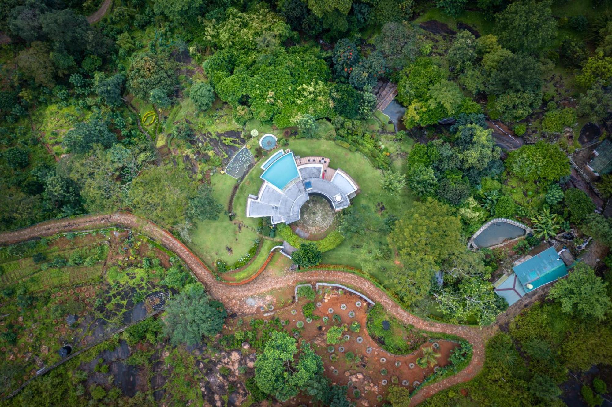 Villa Vajrapani Kandy Bagian luar foto