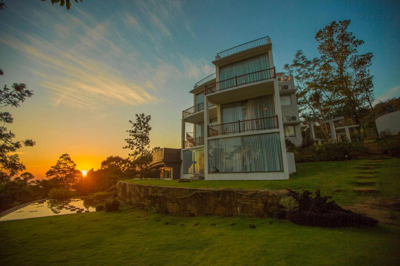 Villa Vajrapani Kandy Bagian luar foto