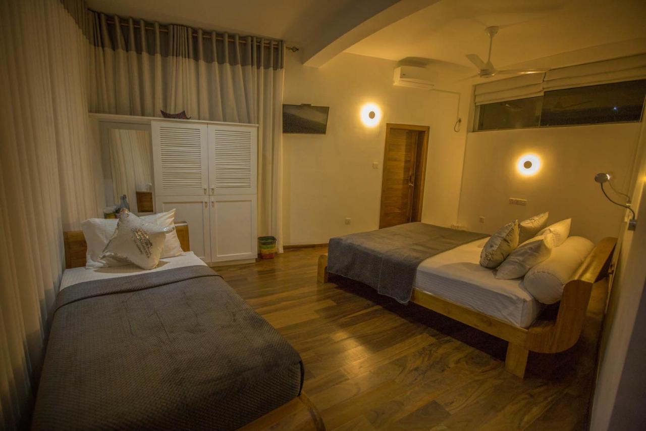 Villa Vajrapani Kandy Bagian luar foto
