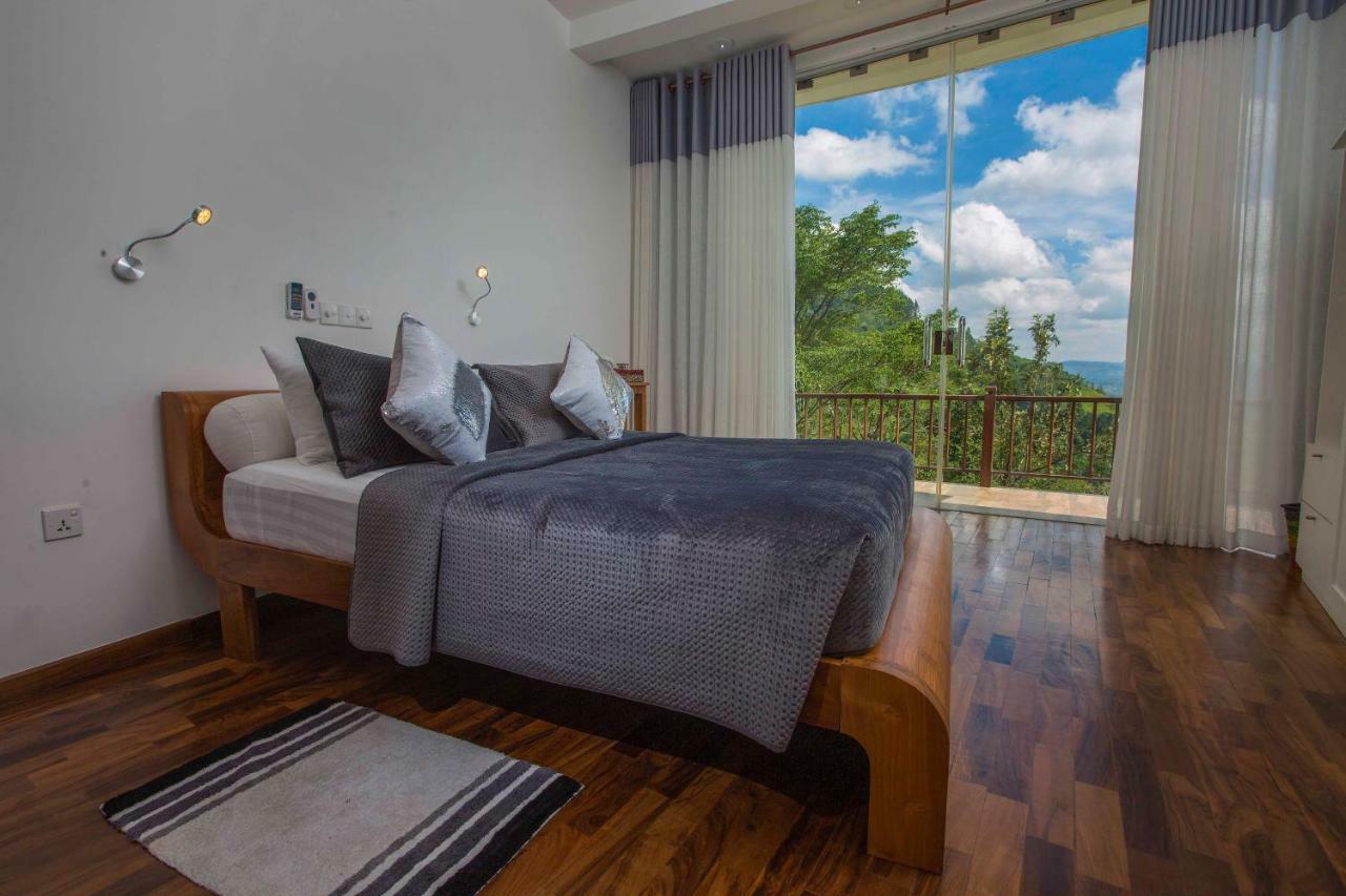 Villa Vajrapani Kandy Bagian luar foto